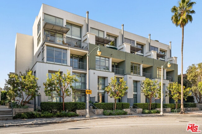 Building Photo - 13045 Pacific Promenade Unit 334