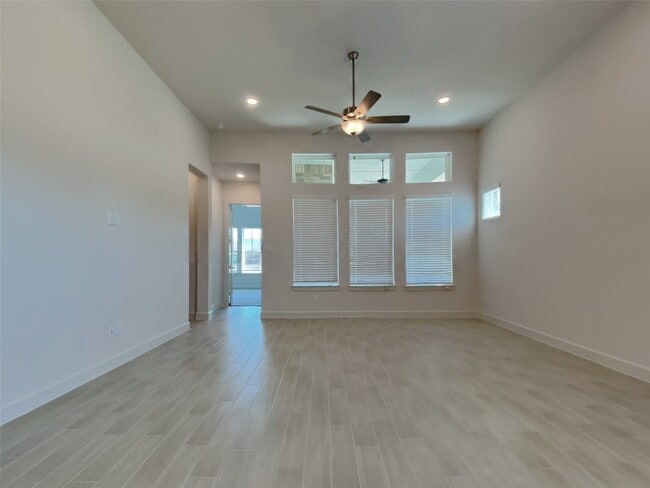 Photo - 15170 London Gavroche Ln