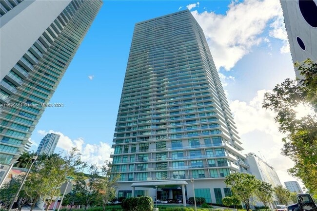 Building Photo - 501 NE 31st St Rental