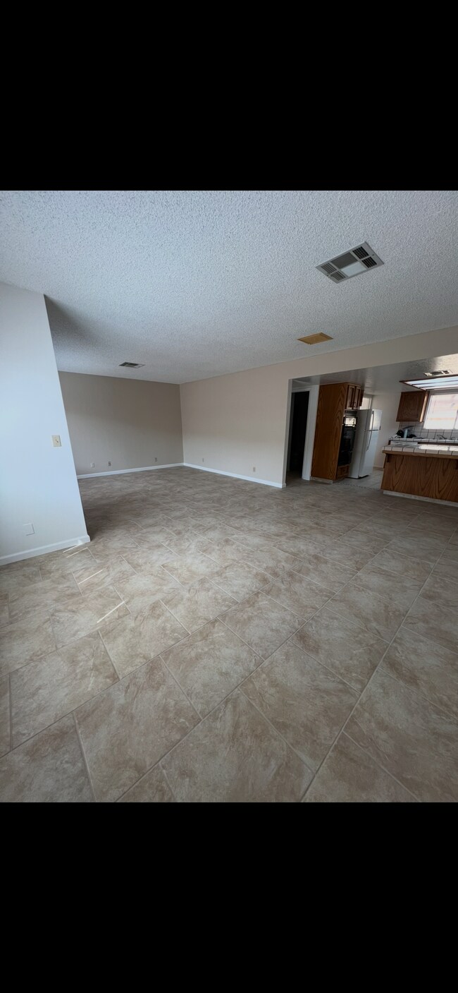 Photo - 701 Commercial Ave Unidad A