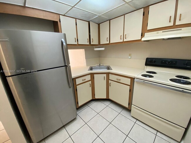 Photo - 4550 NW 9th St Unit 217E