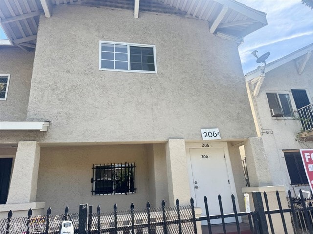 Photo - 206 W 52nd Pl