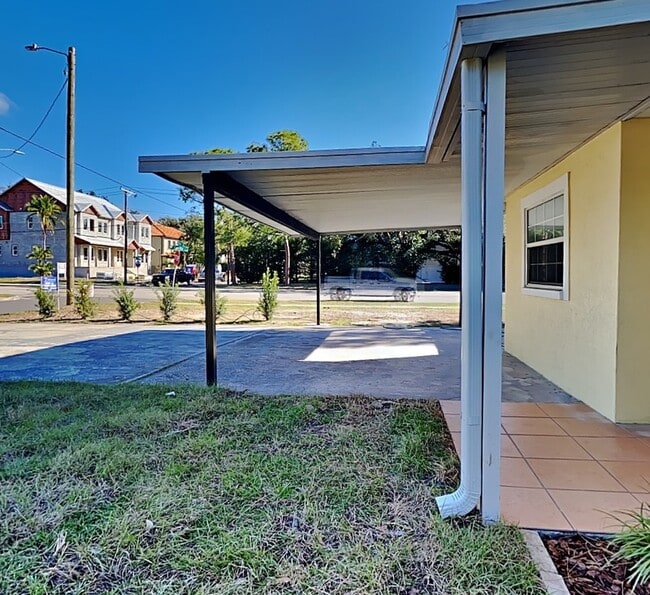 Photo - 4402 W Sevilla St