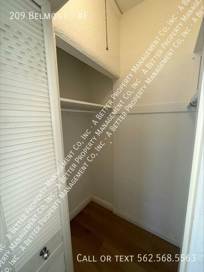 Photo - 209 Belmont-#F Unit #F