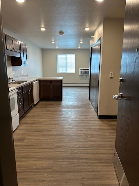 Photo - 15 19th Ave SW