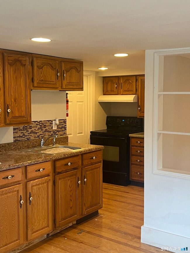 Photo - 43 Wallens St Unit 1st