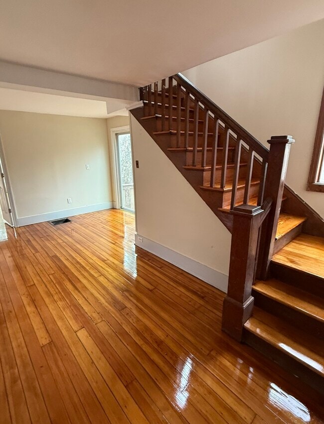 Photo - 300 Amherst Rd