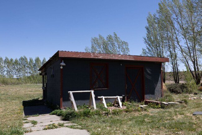 Photo - 3 Bed/1 Bath Country Home in Sugar City