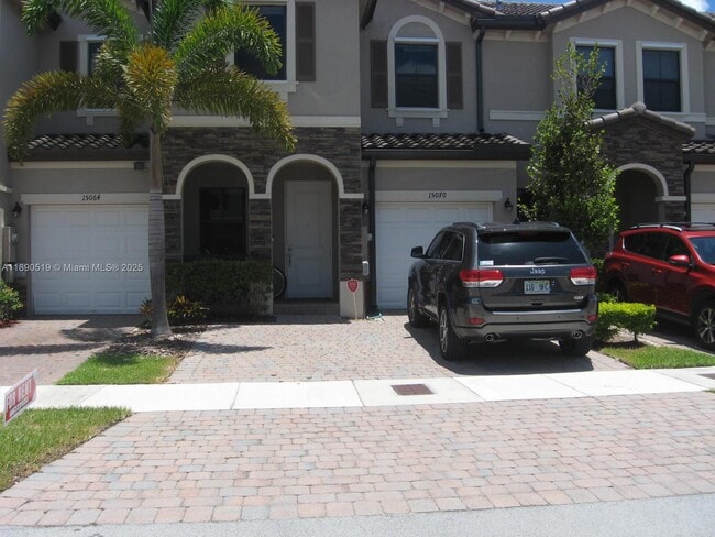 Photo - 15070 SW 117th Way