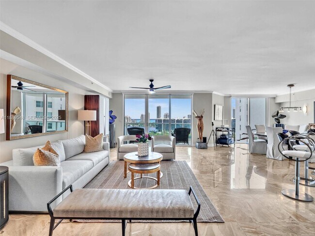 Photo - 3301 NE 183rd St Unidad 2107