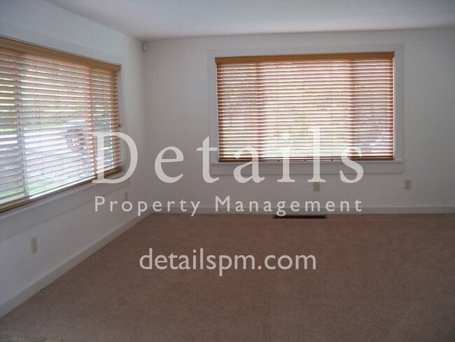 Photo - 12203 Schold Rd NW