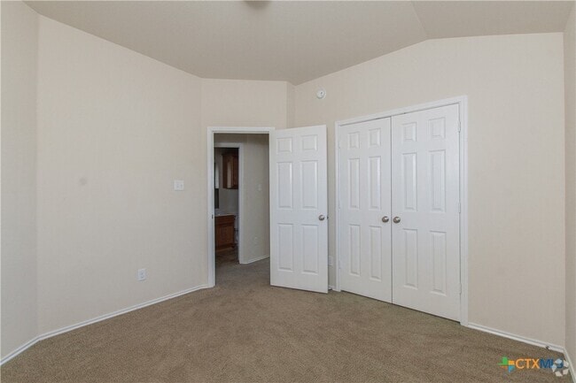 Building Photo - 4701 Green Meadow St Rental