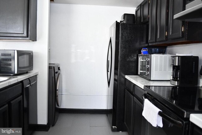 Photo - 46 Hillside Ct