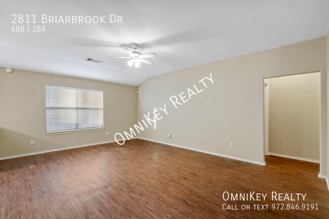 Photo - 2811 Briarbrook Dr