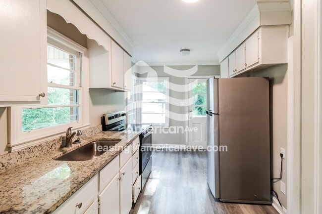 Photo - 136 Evergreen St