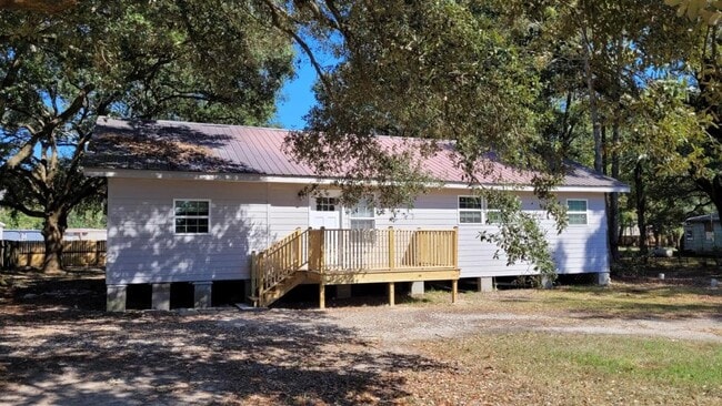 Photo - 33200 Walker Rd N