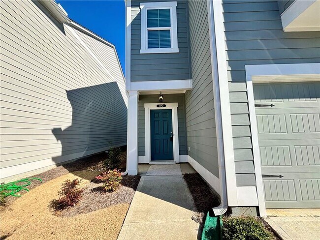 Photo - 122 Mill Pond Ln