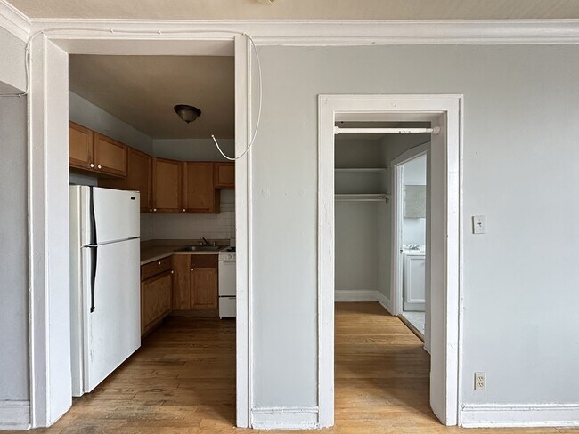 Photo - 3121 N Hamlin Ave Unidad i3