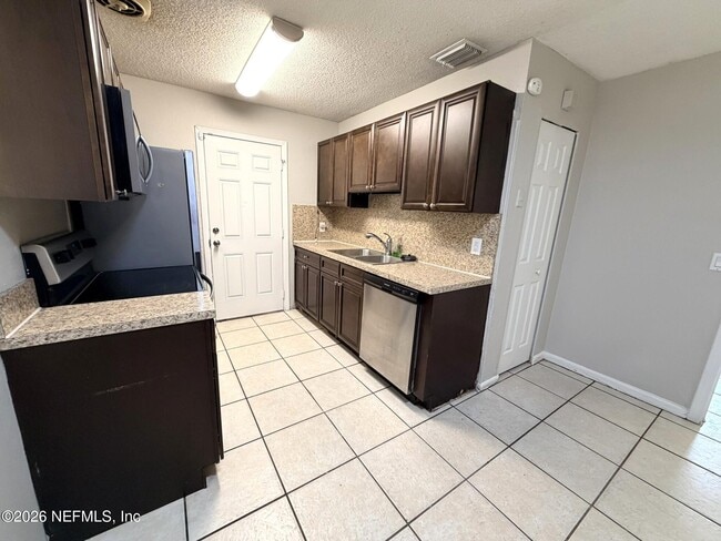 Photo - 7152 Koleda Dr