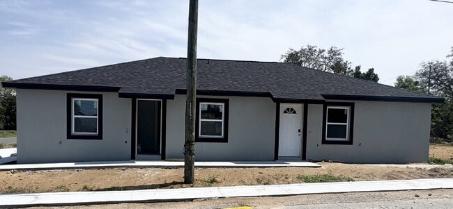 Building Photo - New Construction Duplex | Section 8 Accepted | Prime Central Florida Location