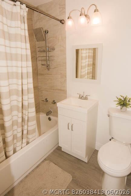 Photo - 149 West Ct