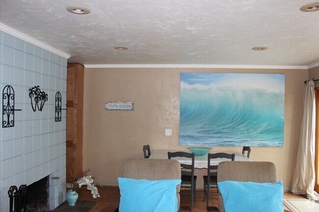 Building Photo - 813 San Luis Rey Pl Unit 813 Rental