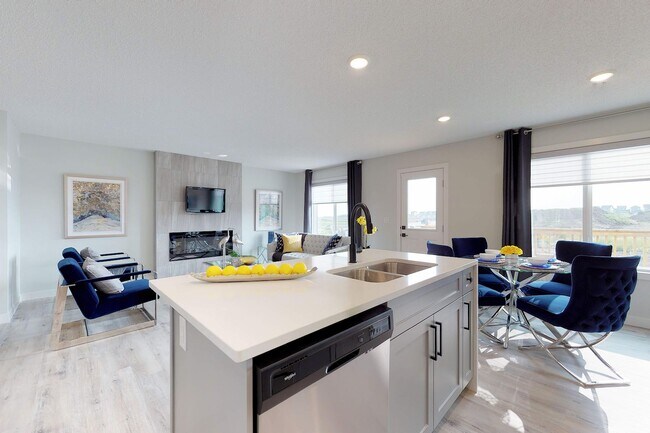 Building Photo - 7914-7174 174 Ave NW