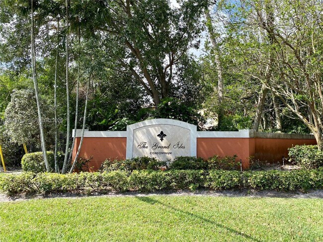 4177 N Haverhill Rd Unit 808