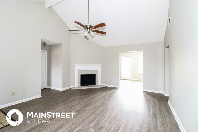 Photo - 5536 Terri Lynn Cove