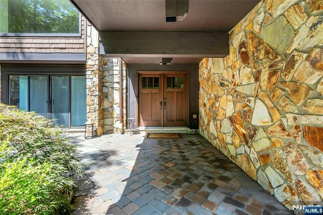 Photo - 45 Parker Pl