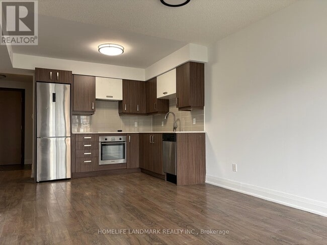 Photo - 18 Uptown Dr Unit 525