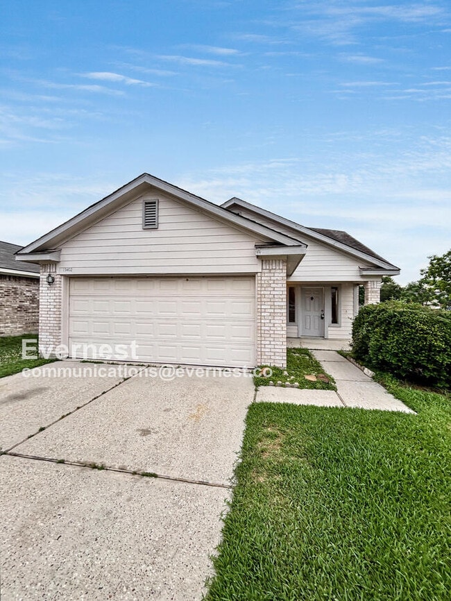 Building Photo - 19402 Sandy Woods Dr Rental