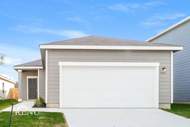 Building Photo - 5027 Firefly Hls