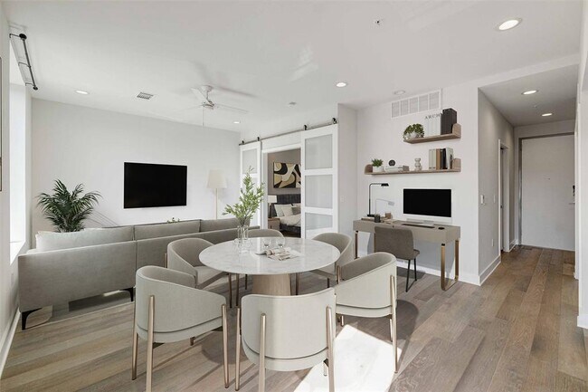 1800 E 4th St Unit 205