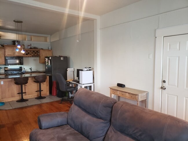 Photo - 516 Harrison St