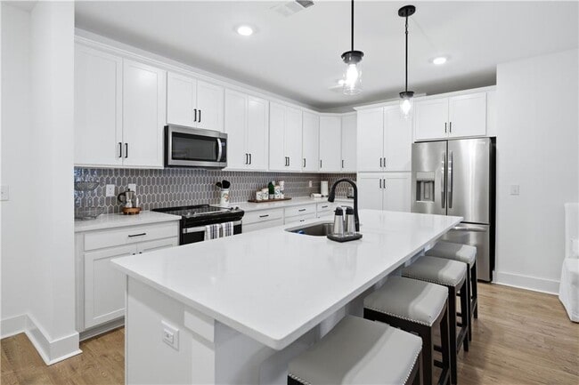 Photo - 3211 Orwell Wy Unit 4301