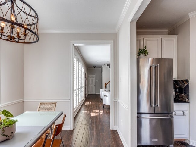 Photo - 1159 Enclave Square E