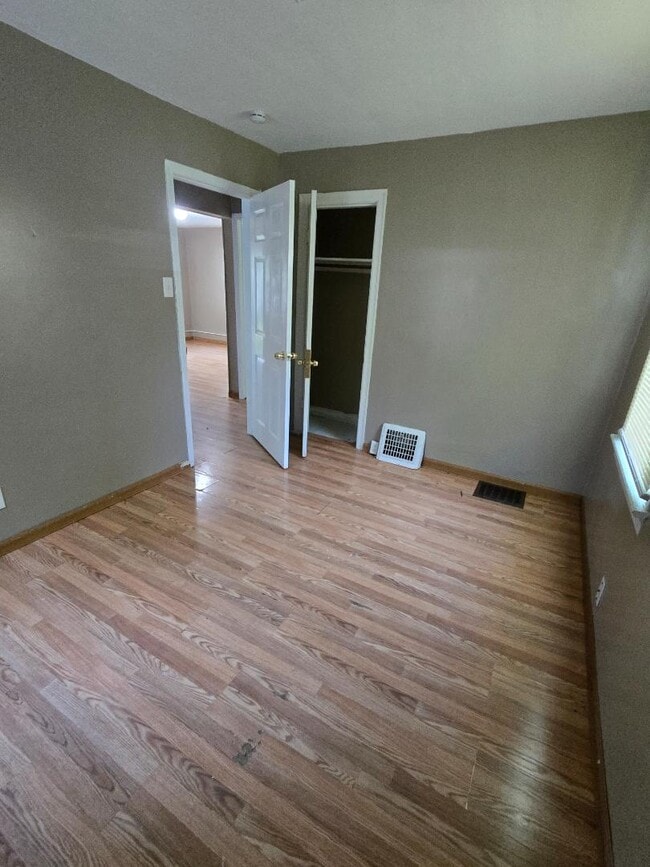 Photo - 7008 Paisley Dr