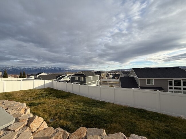 Photo - 7603 Scenic Maple Dr