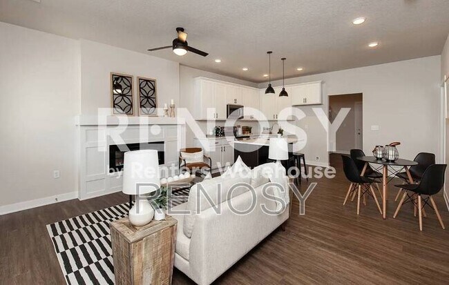 3653 NE Marissa Ln