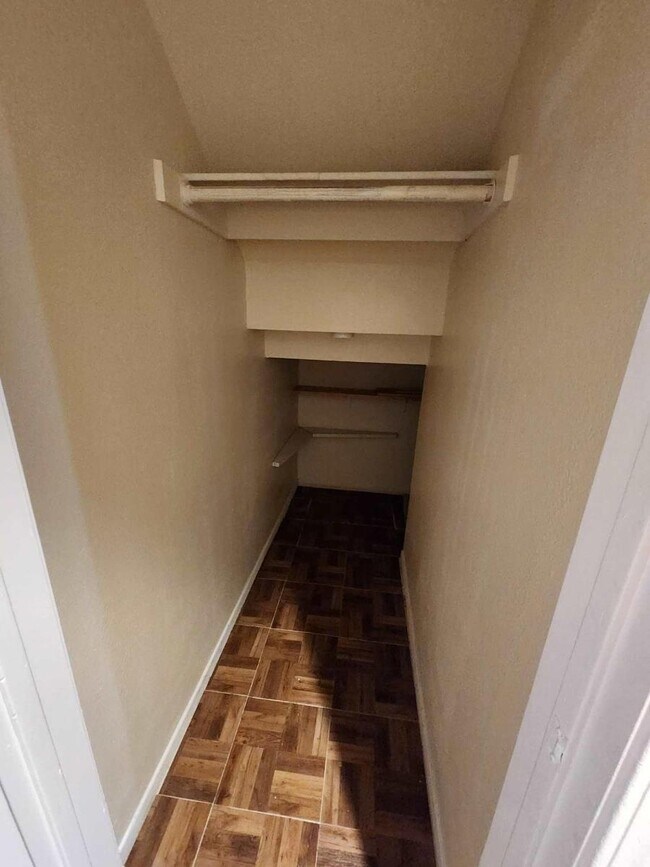 Photo - 5132 Dunbar Drive