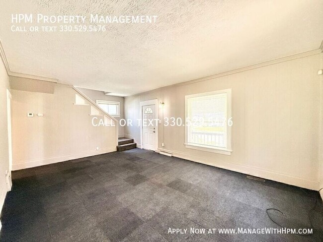 Photo - 2202 Brownlee Ave NE