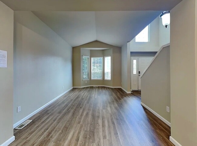 Photo - 6239 Countryman Ln E