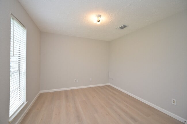 Photo - 22523 Archibald Blair Ln