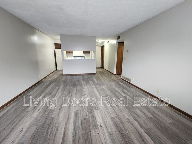 Photo - 1215 A St Unit #16