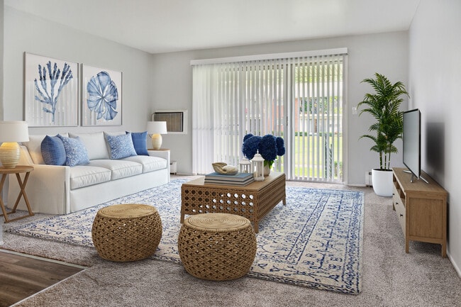 1CS- Living Room