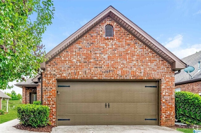 Building Photo - 6459 Southern Trace Dr Rental