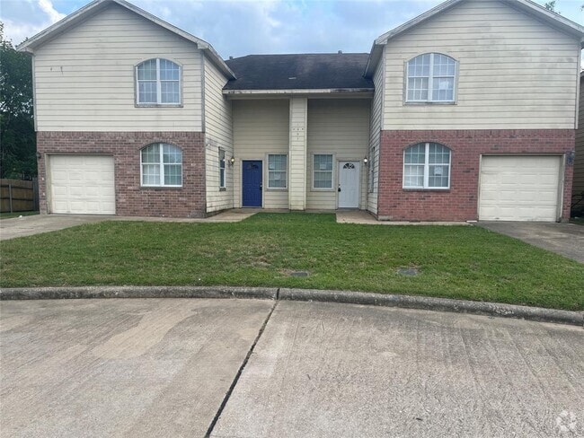 Building Photo - 6403 Waldron Dr Unit B Rental