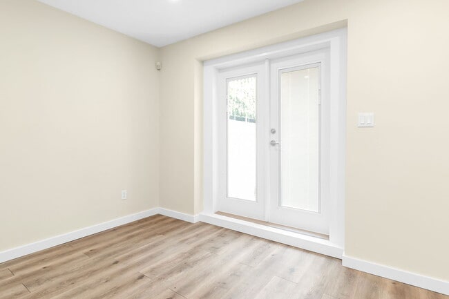 805 Fowler Ct