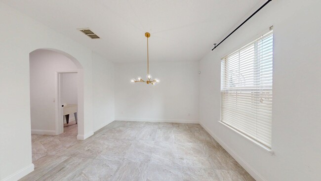 Photo - 6 BR  5 BA  LUXURY POOL HOME -  Fells Landing Subdivision- Minutes to Medical City!